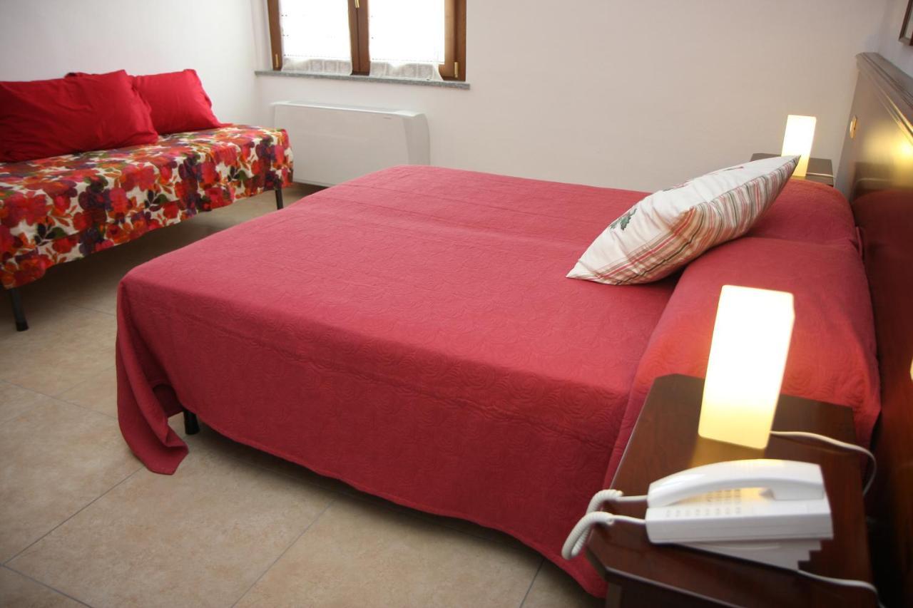 Bed and Breakfast Gli Acini Pietra de' Giorgi Екстер'єр фото