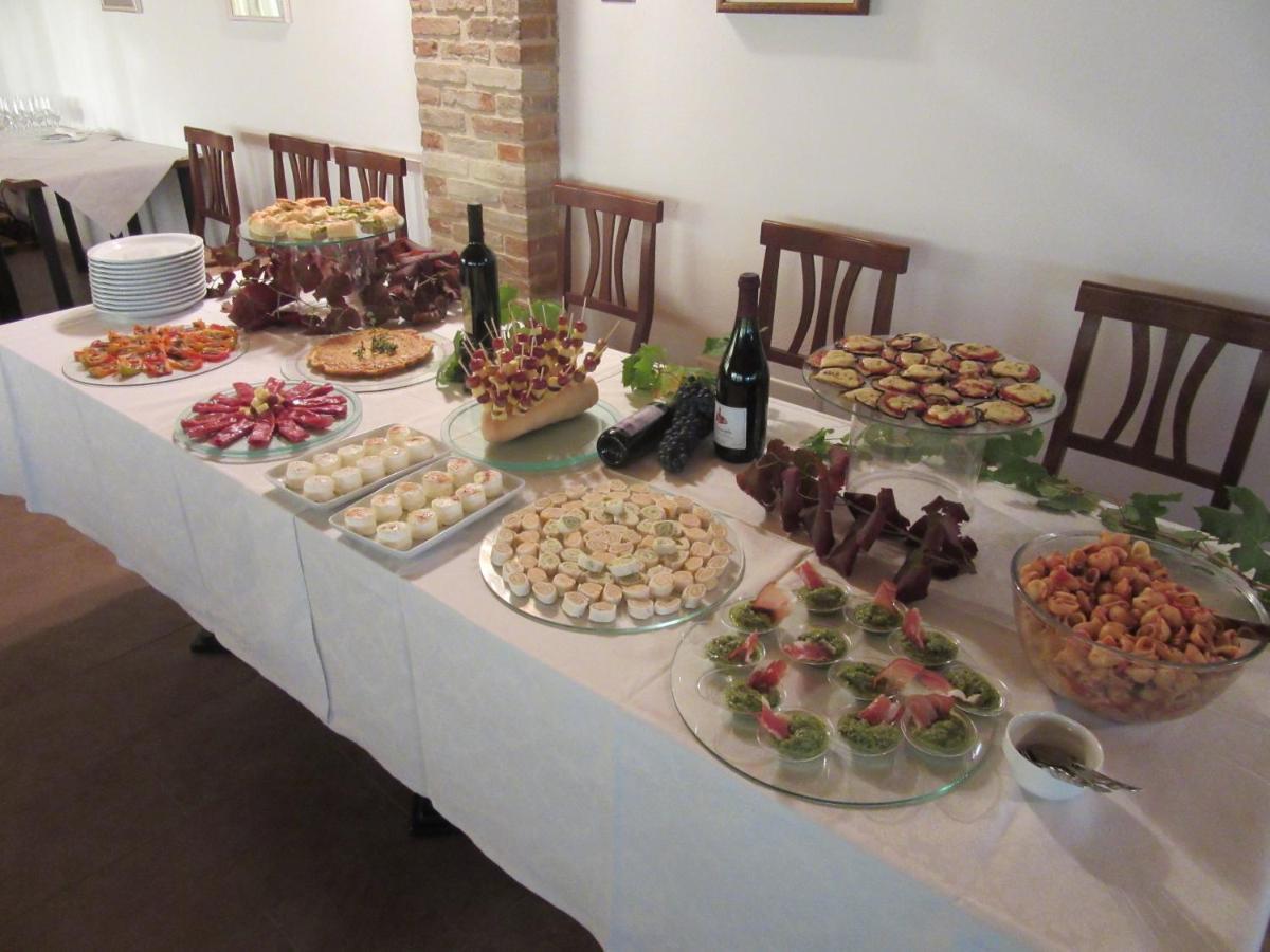 Bed and Breakfast Gli Acini Pietra de' Giorgi Екстер'єр фото